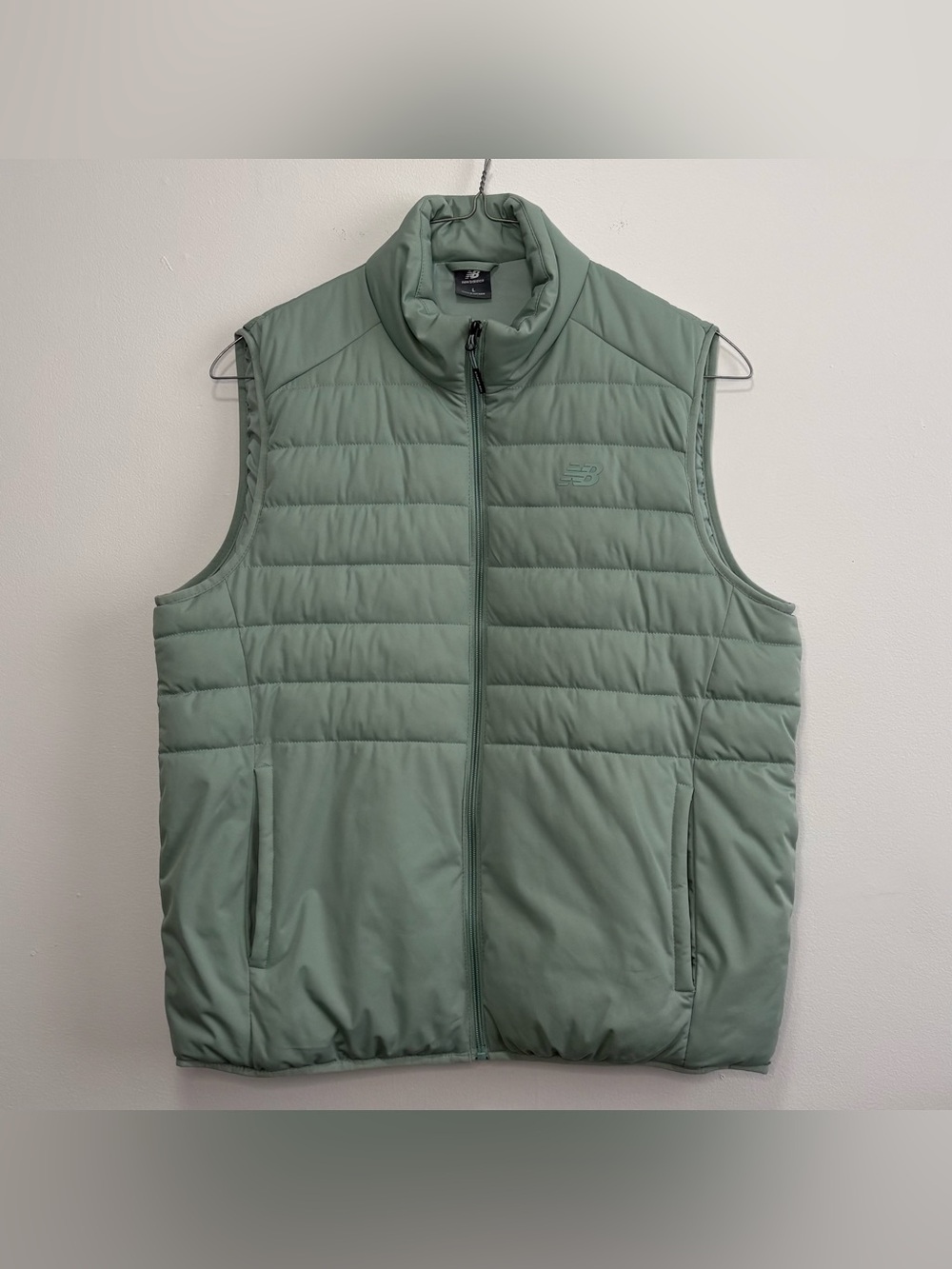NWOT New Balance Men’s Mint Green Quilted Puffer Vest - Size Large